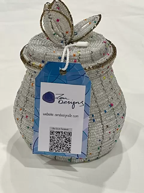 White beaded pot