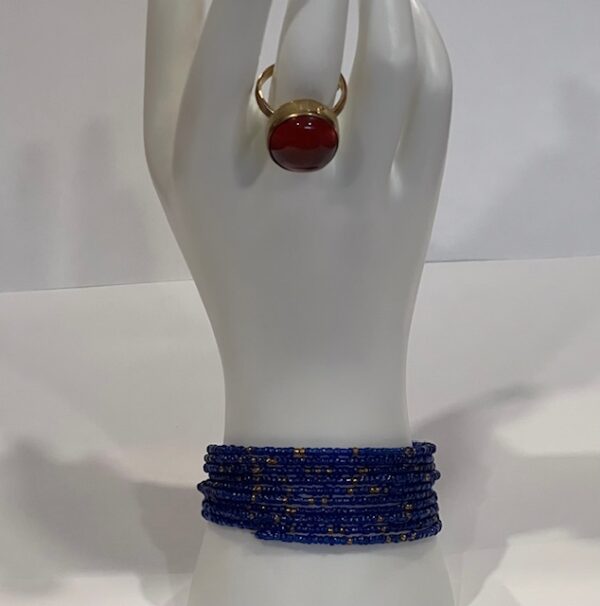 Adjustable amber brass ring