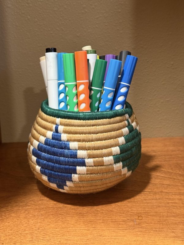 Handwoven African Sisal Basket with Lid Handmade Trinkets bowl Decorative basket for Home Kitchen Food Storage Organizer 6 in diameter x 4 in height Zen designs arts and crafts (Orange Blue Yellow) - Image 6