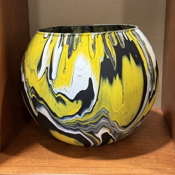 Custom Repurposed Acrylic Painted Vases - Image 2