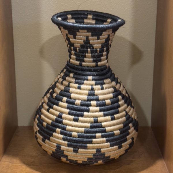 Handmade Sisal Basket Vase in Tan,Black with Wavy Design - Image 4