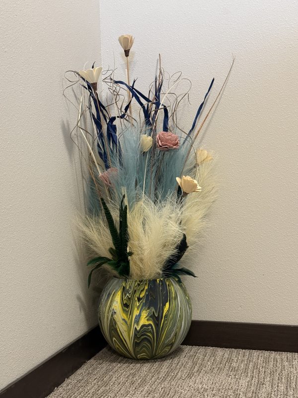 Custom Repurposed Acrylic Painted Vases - Image 4
