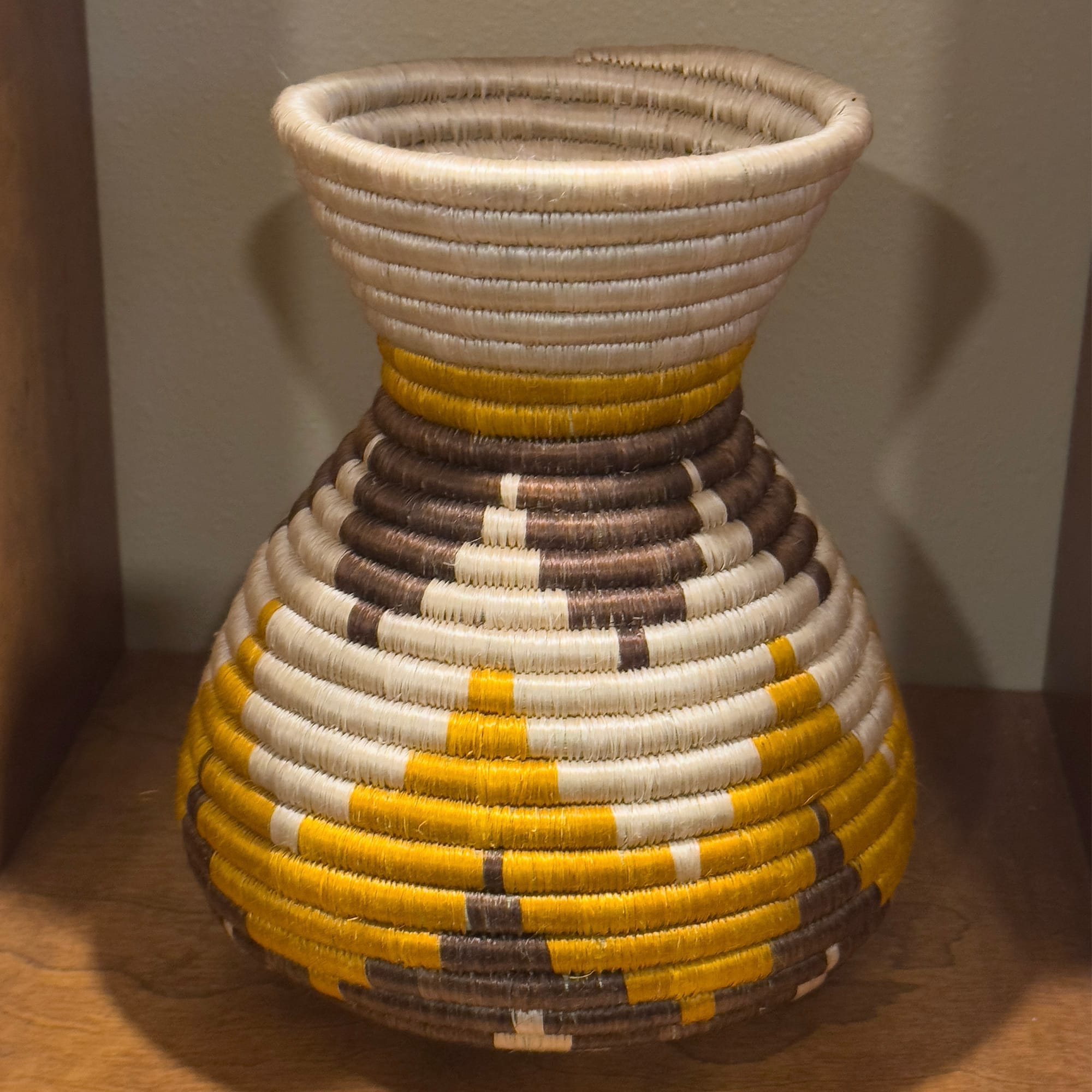 Handmade Sisal Basket Vases in Tan, Yellow, Brown with Wavy Floral Design - Image 4