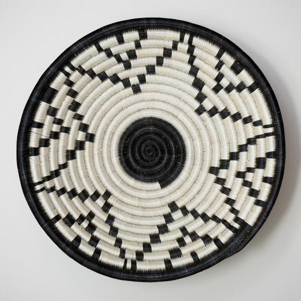 Handwoven Round Sisal basket African Handmade Wall basket decor Hanging decoration Fruit bowl for Home Living room Kitchen Black White Star 12 inches diameter Zen designs arts and crafts