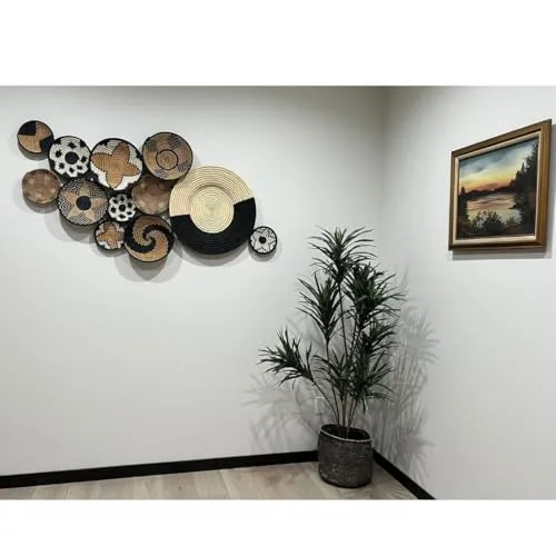 Handwoven Raffia Plate Mat Wall Hanging Decor in Natural and Black Flower - Various Sizes - Image 4