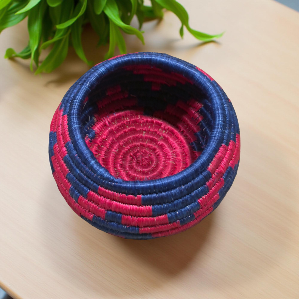 Handwoven African Sisal Trinket Basket approximately 6 In base diameter x 3-4 in Height - Image 5