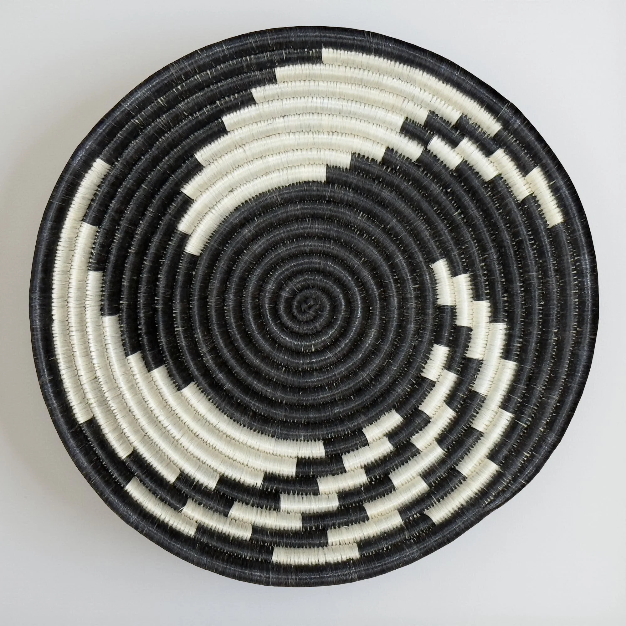 HandwovenAfrican Sisal basket bowl in black, natural swirl - 12 inch diameter - Image 3