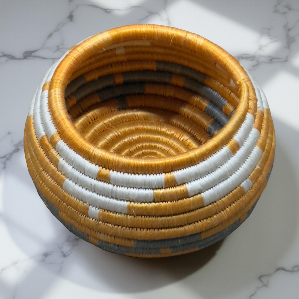 Handwoven African Sisal Trinket Basket approximately 6 In base diameter x 3-4 in Height - Image 7