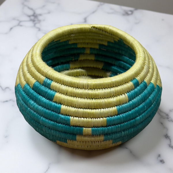 Handwoven African Sisal Trinket Basket approximately 6 In base diameter x 3-4 in Height - Image 9