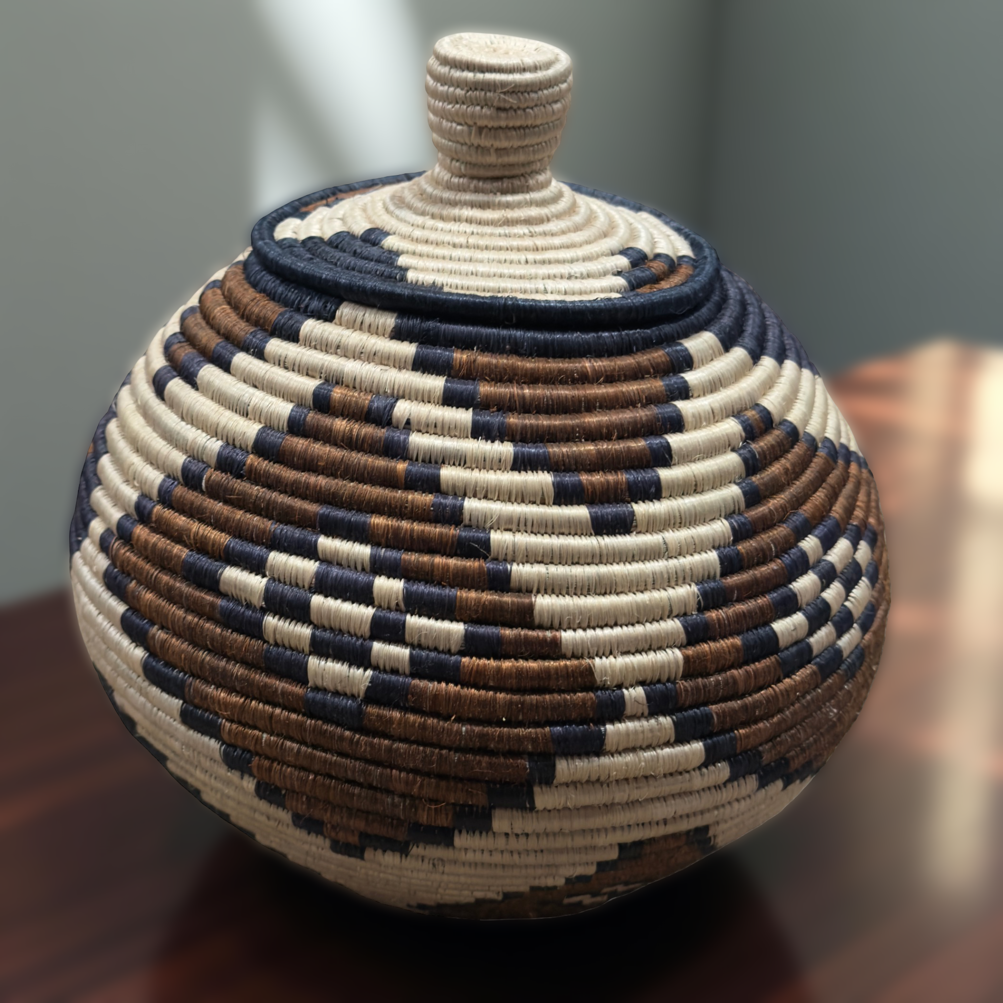 Handwoven Sisal African Storage Baskets - Various Colors and Sizes - Image 7