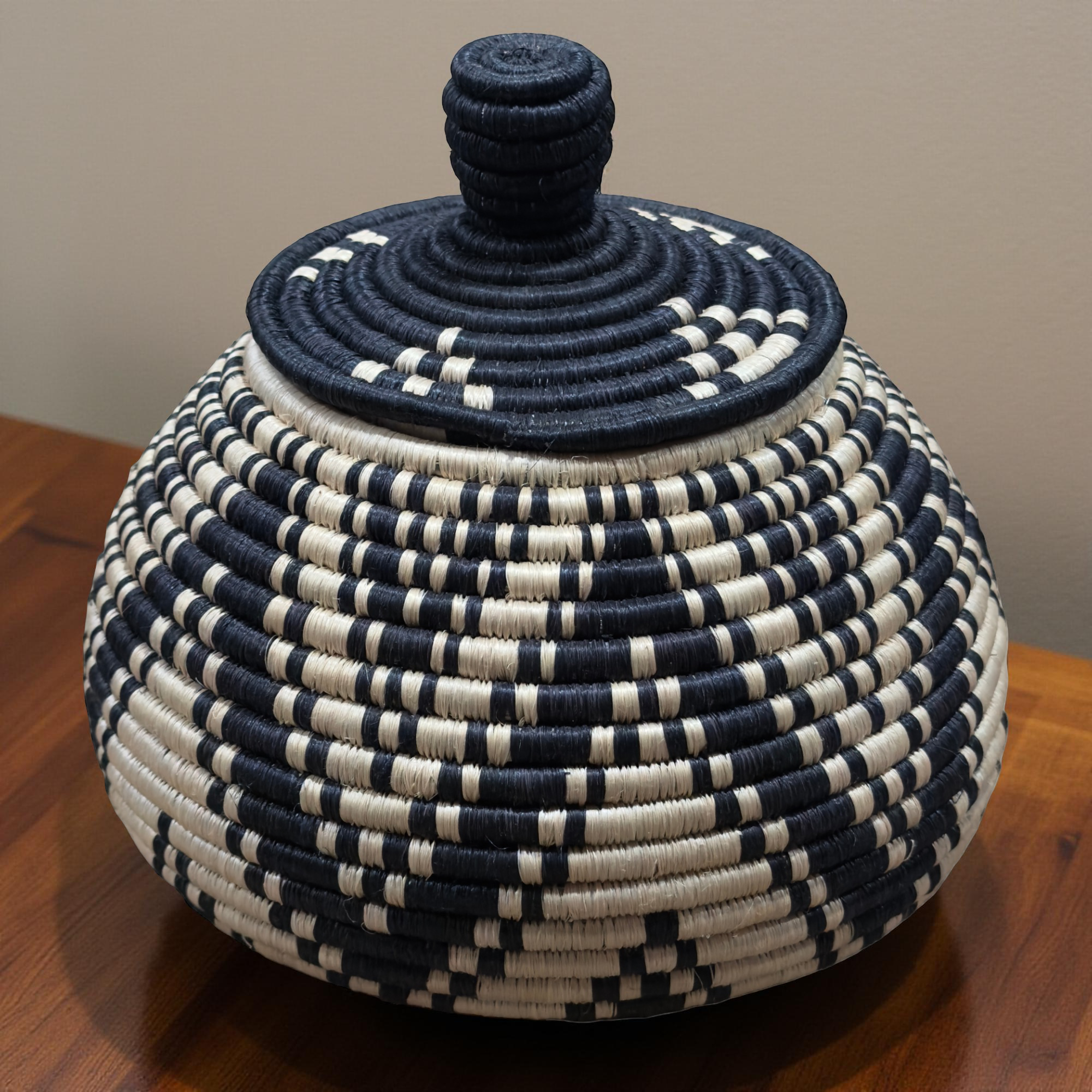 Handwoven Sisal African Storage Baskets - Various Colors and Sizes - Image 5