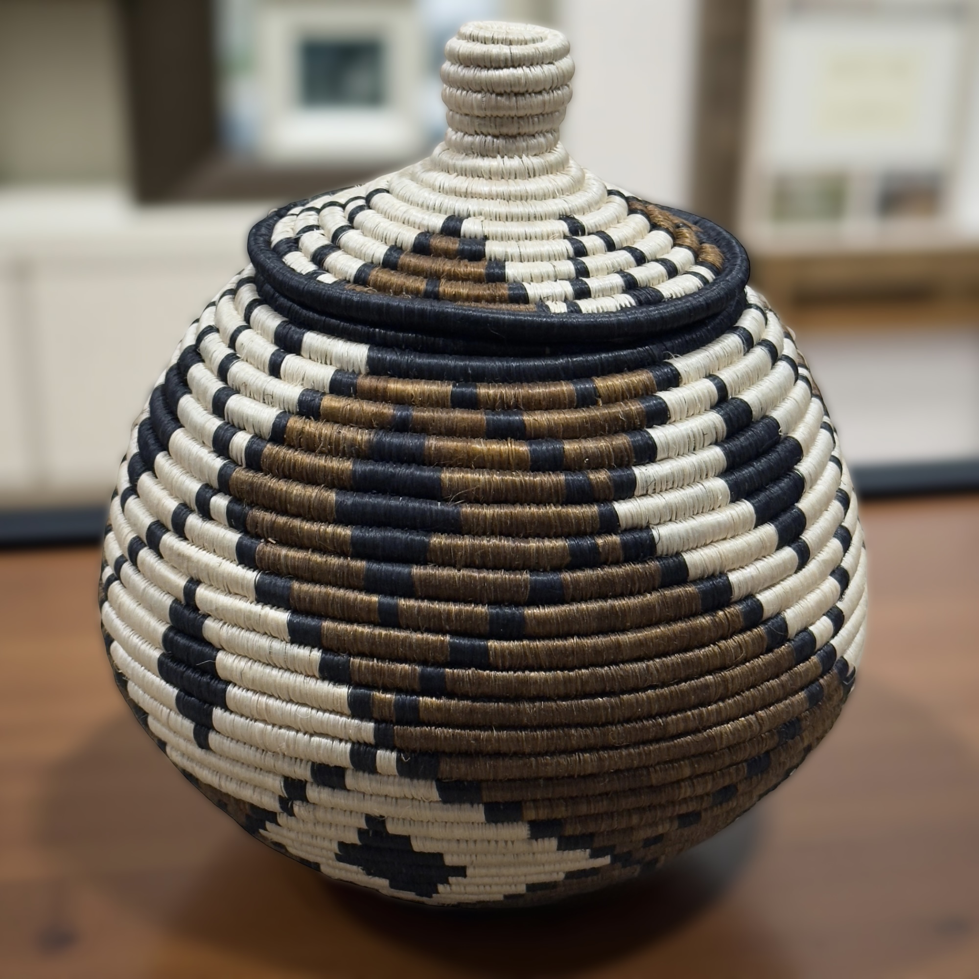 Handwoven Sisal African Storage Baskets - Various Colors and Sizes - Image 2