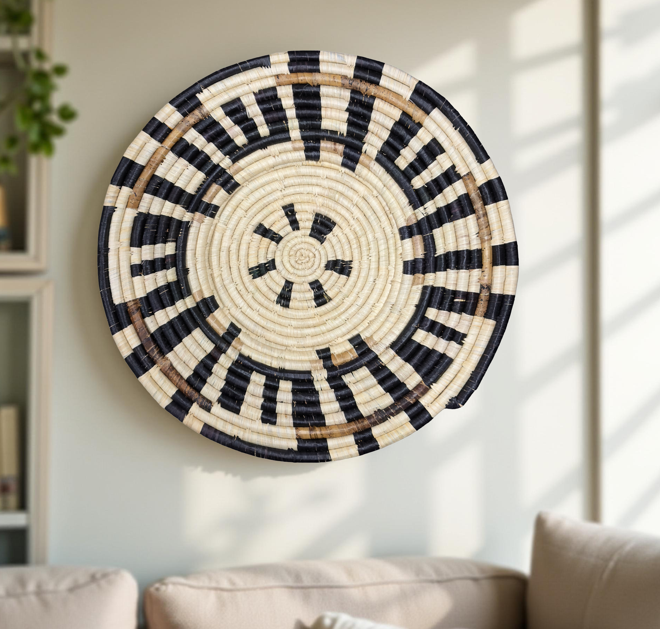 Raffia and Banana Leaves Wall Plate - Various Sizes