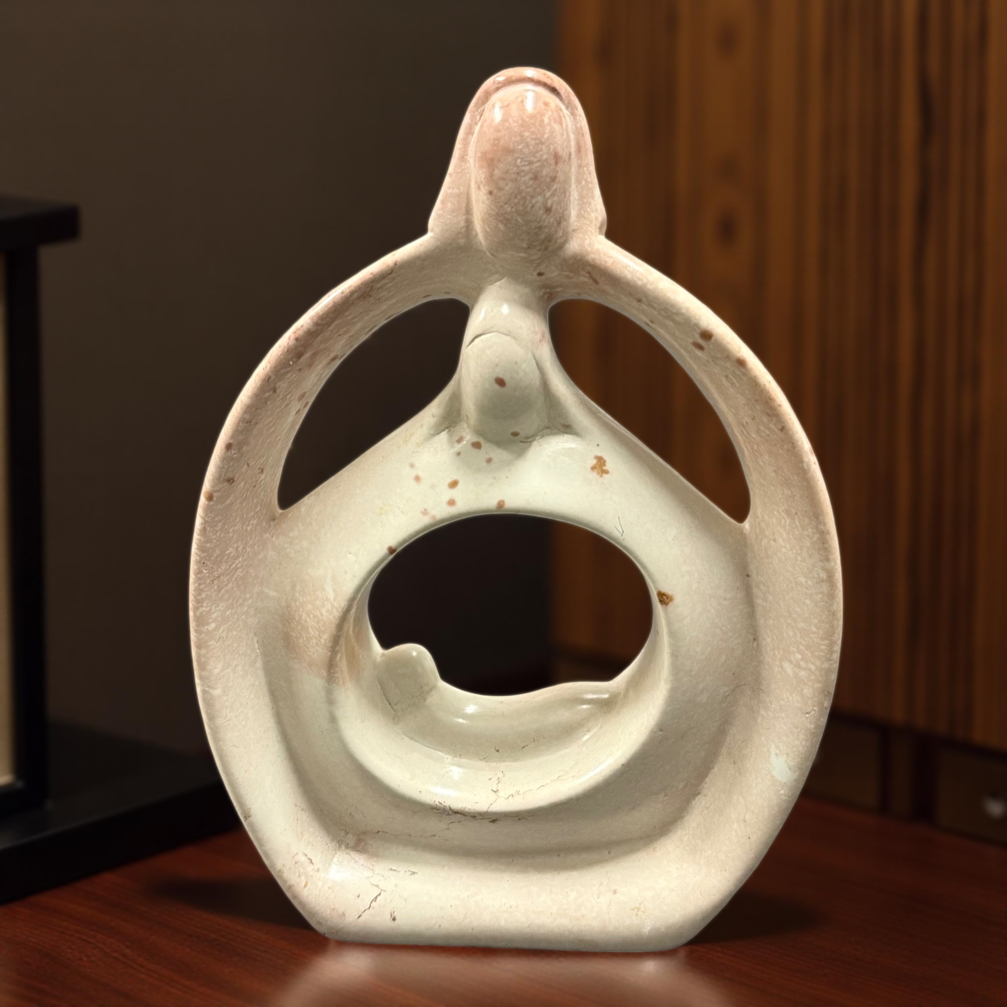 One Piece Natural Kisii Soapstone Nativity - Holy Family Cuddle