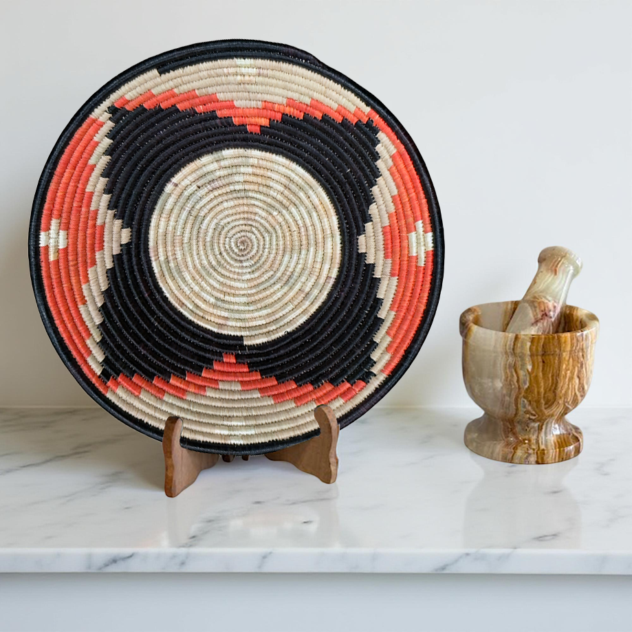 Handwoven Raffia Ugandan Toro Baskets with Four Petal Floral Design - Image 2