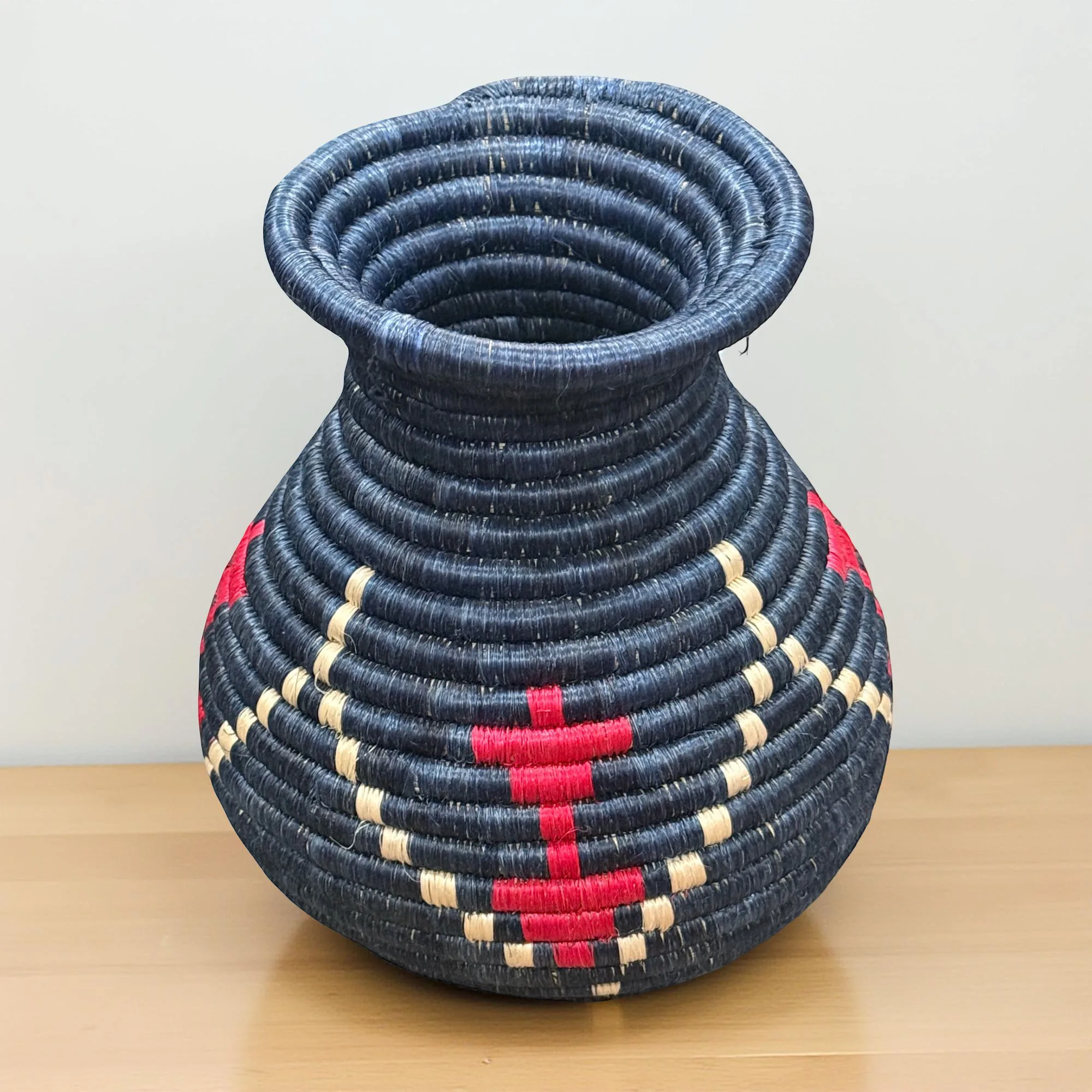 Handwoven Sisal Floral Vases in dark blue and red