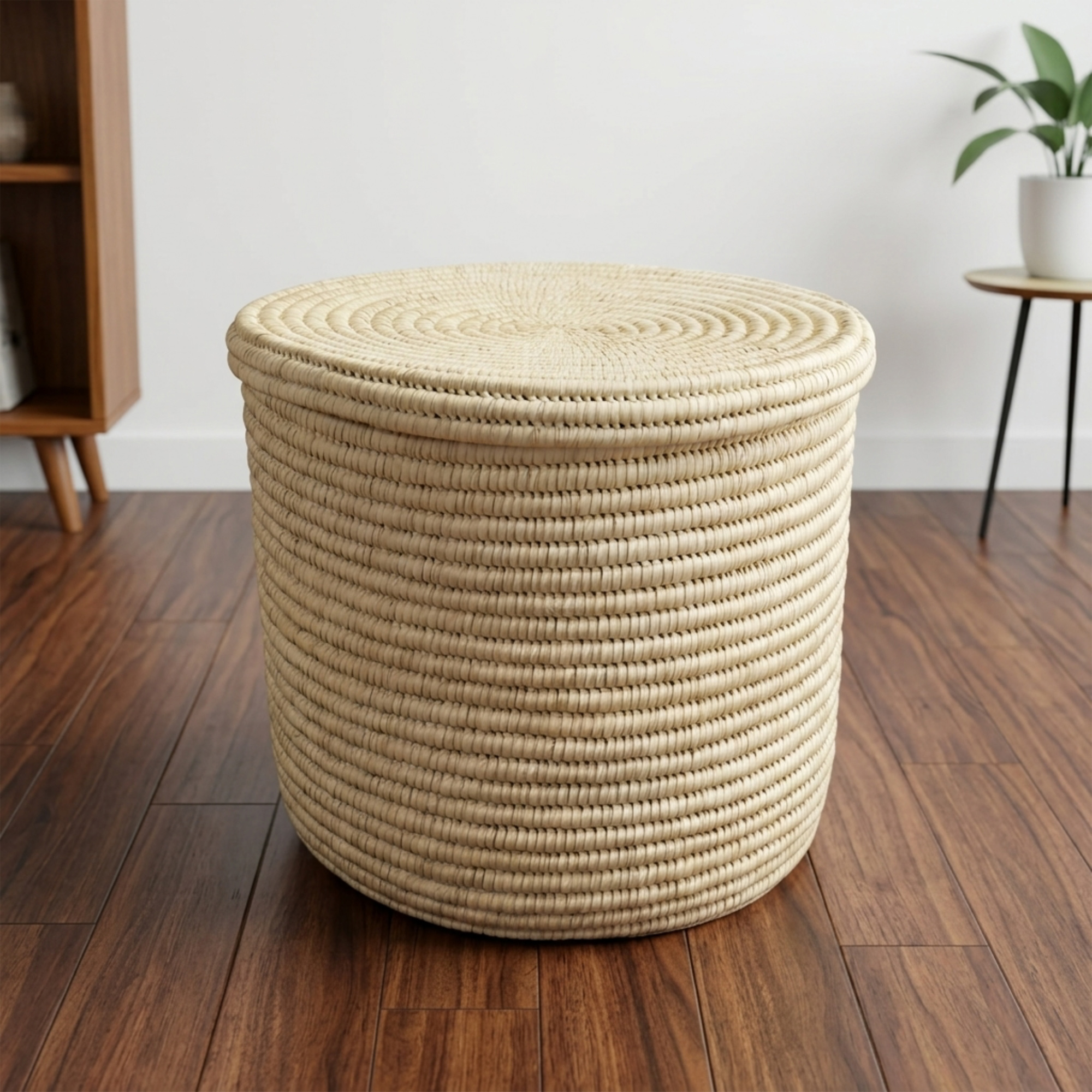 Turkana Palm Lidded Storage Baskets with Handle - Various Sizes - Image 2